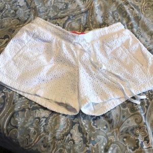 Lily Pulitzer XS white eyelit short